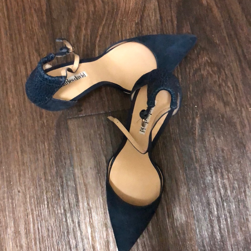 Shoes excellent condition